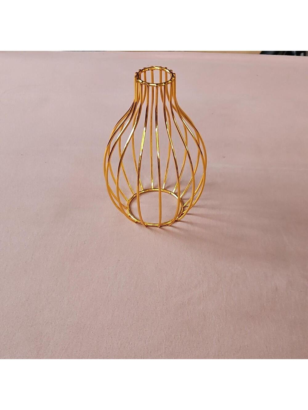Gold Metal Round Candle Holder with Metallic Finish for Any Room